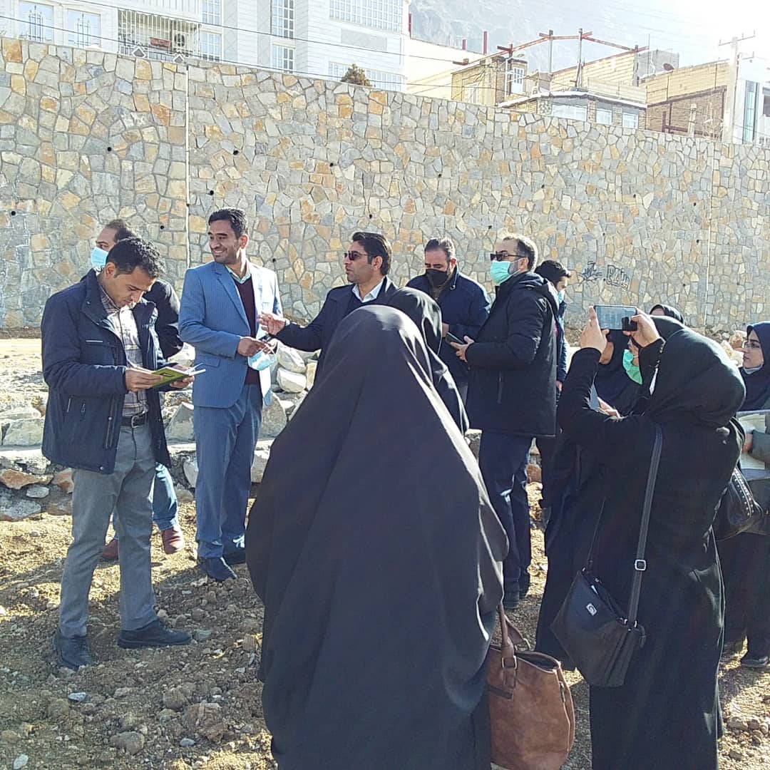 خبرنگاران همسفر شهردار شدند / بازدید از پروژه های عمرانی شهرداری خرم آباد
