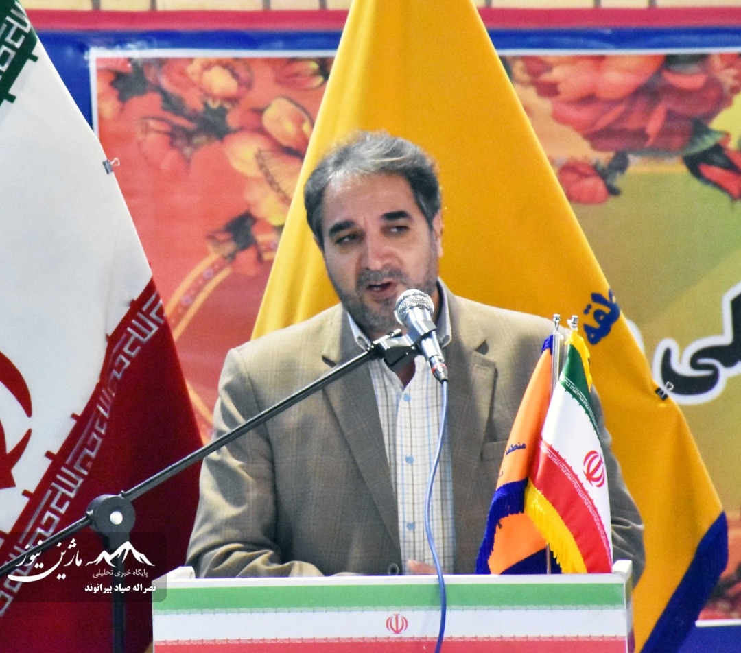 کاشت ۲ هزار نهال به یاد شهدای مدافع حرم لرستان/فرهنگ حفظ محیط زیست در جامعه نهادینه شود