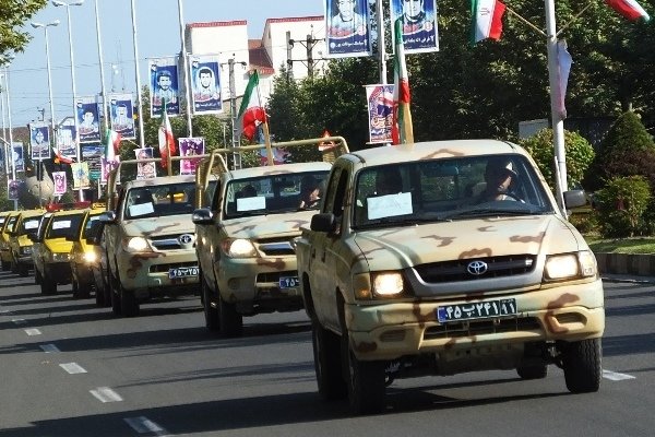 رژه خودرویی نیروهای مسلح لرستان به‌مناسبت ۲۹ فروردین
