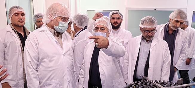 بازدید دکتر قالیباف از کارخانه داروسازی بایرافلاک ازنا