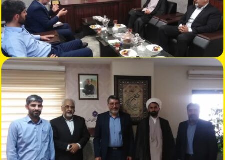 نشست مدیر درمان تامین اجتماعی استان با مسئولین مجمع مطالبه گران شهرستان خرم آباد