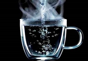 خواص نوشیدن آب گرم در صبح