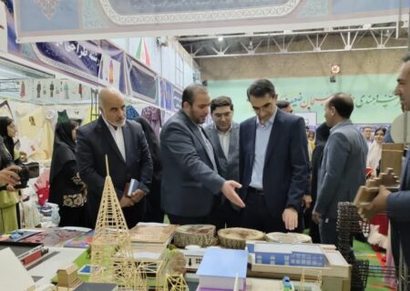 افتتاح نمایشگاه هفته مشاغل در خرم‌آباد