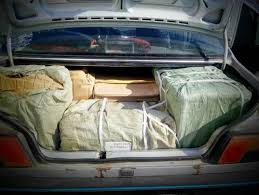 توقیف خودروی حامل کالای قاچاق در خرم آباد