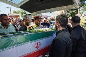 تشییع شهید دانش آموز محمدحسین شیراوند در رومشکان
