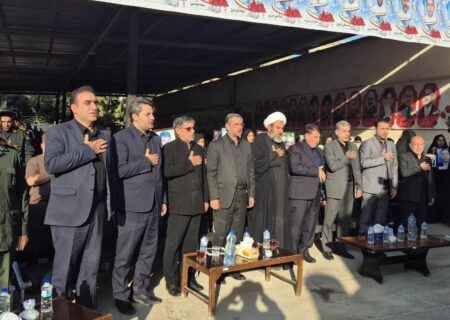 تجدید عهد لرستانی ها با ولایت در مراسم وداع با رهبر شهید امت