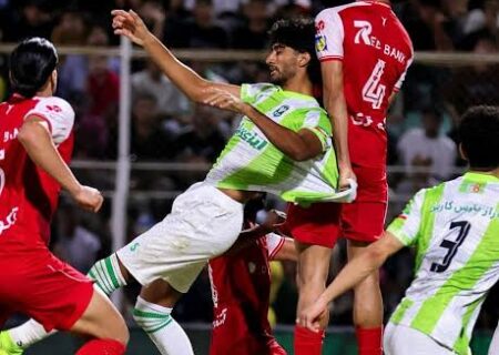 پرسپولیس با تساوی مقابل خیبر صدرنشین جدول شد