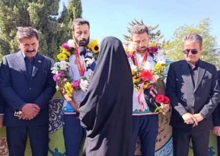 استقبال از ۱۴ ورزشکار و مربی لرستانی در مسابقات پارا آسیایی ناگویا ژاپن